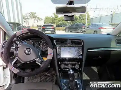 Volkswagen Golf 2016 2.0 Автомат в Москве № 169290, миниатюра 7