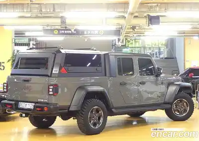 Jeep Gladiator 2023 3.6 Автомат в Москве № 169939, миниатюра 2