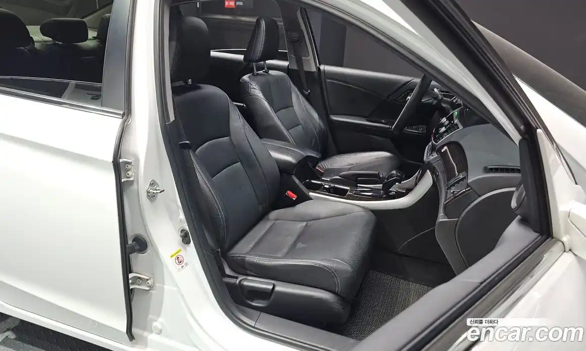 Honda Accord 2014 2.4 Автомат в Москве № 170658, фото 10