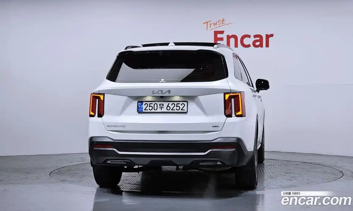 Kia Sorento 2024 1.6 Автомат в Москве № 17117, фото 4