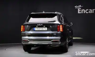 Kia Sorento 2023 1.6 Автомат в Москве № 17134, миниатюра 3