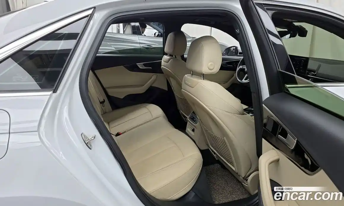 Audi A4 2021 2.0 Автомат в Москве № 172235, фото 11