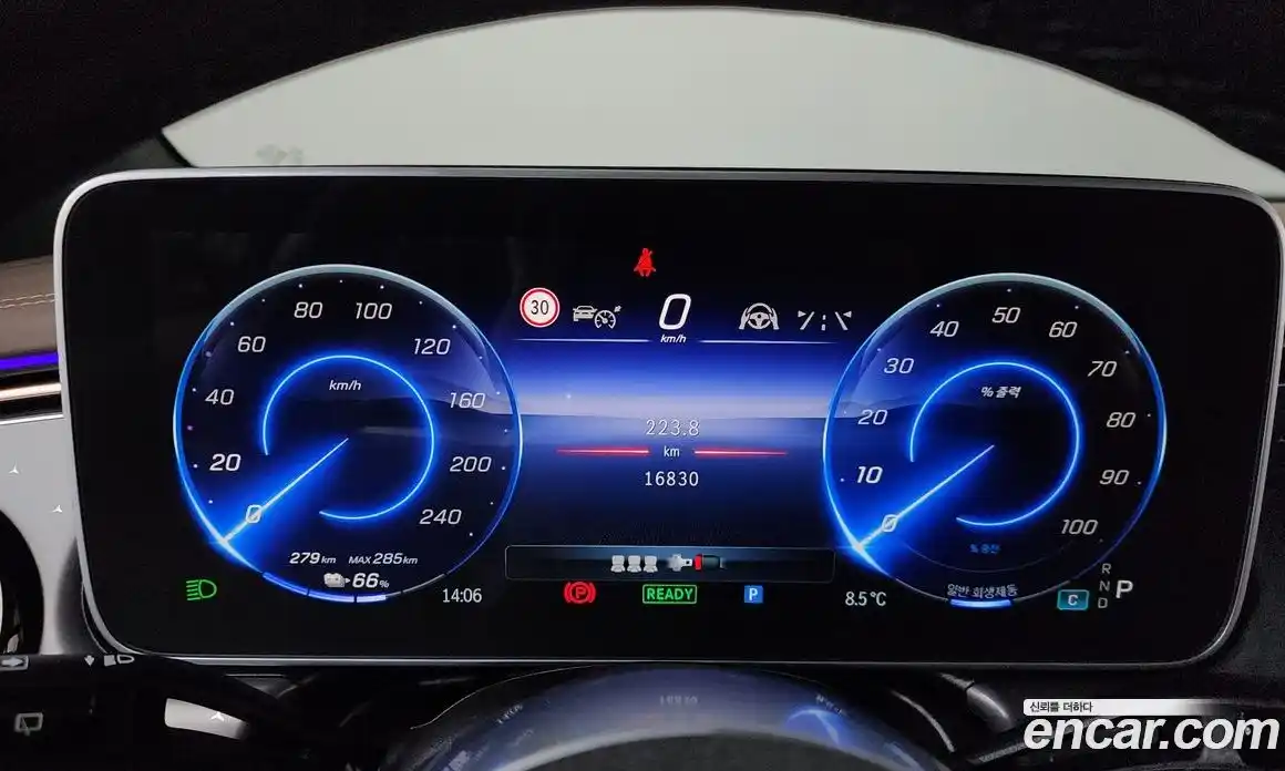 Mercedes-Benz EQE 2023 0.3 Автомат в Москве № 175407, фото 10