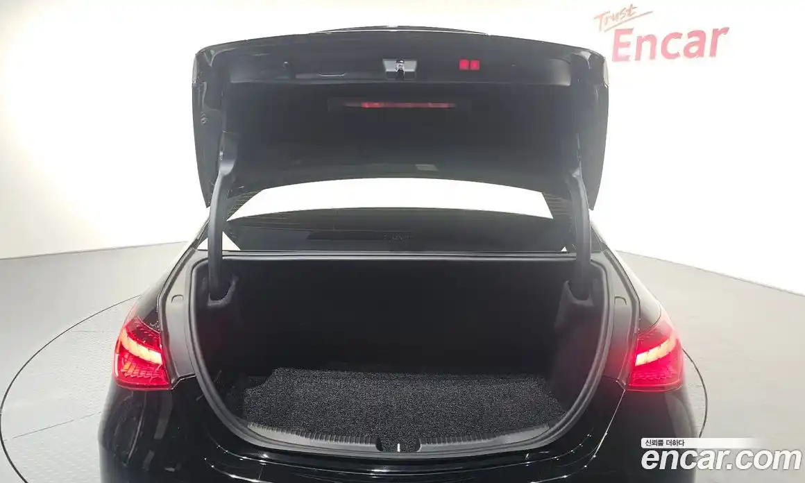 Mercedes-Benz C-Class 2023 2.0 Автомат в Москве № 176532, фото 4