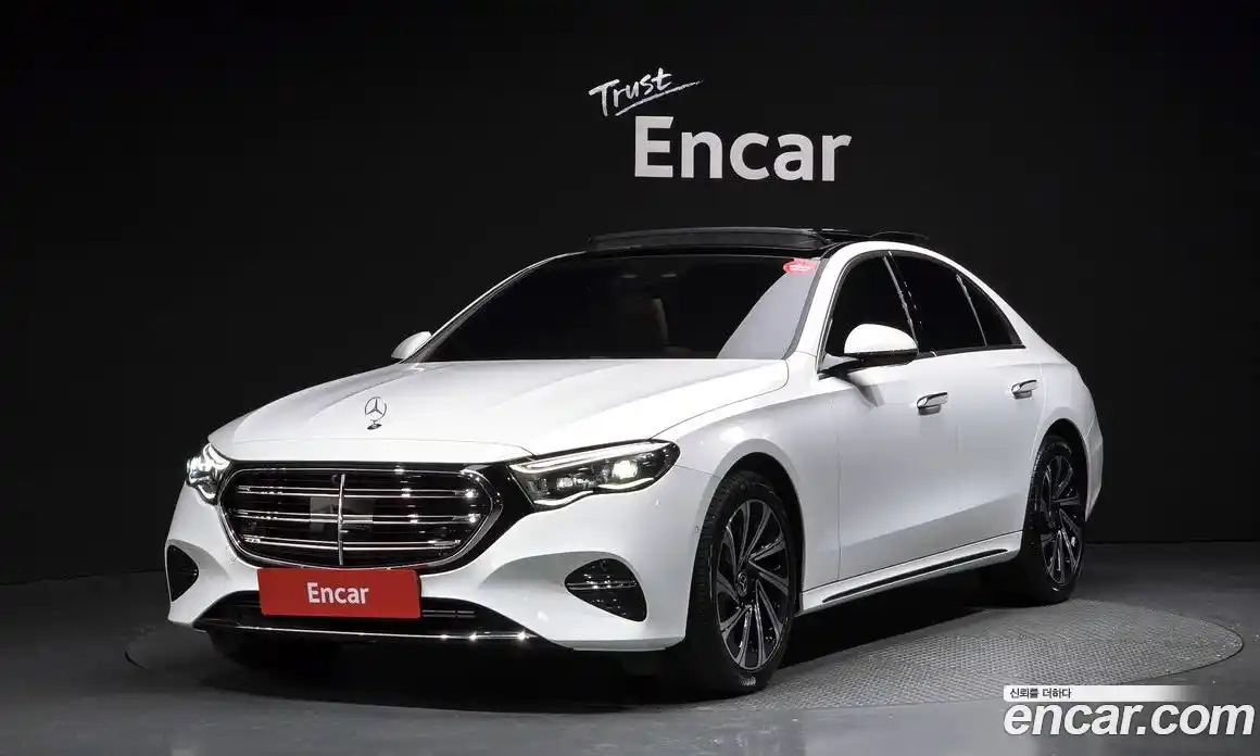 Mercedes-Benz E-Class 2024 2.0 Автомат в Москве № 176864, фото 4