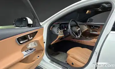 Mercedes-Benz E-Class 2024 2.0 Автомат в Москве № 176864, миниатюра 10