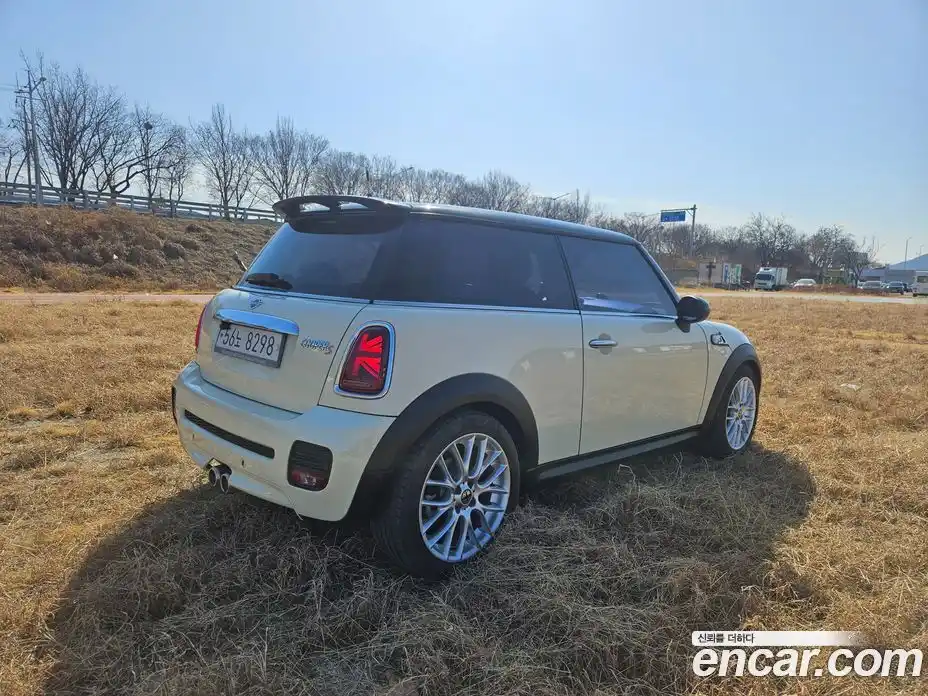 Mini Cooper 2009 1.6 Автомат в Москве № 177534, фото 2