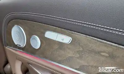 Mercedes-Benz E-Class 2020 2.0 Автомат в Москве № 177964, миниатюра 2