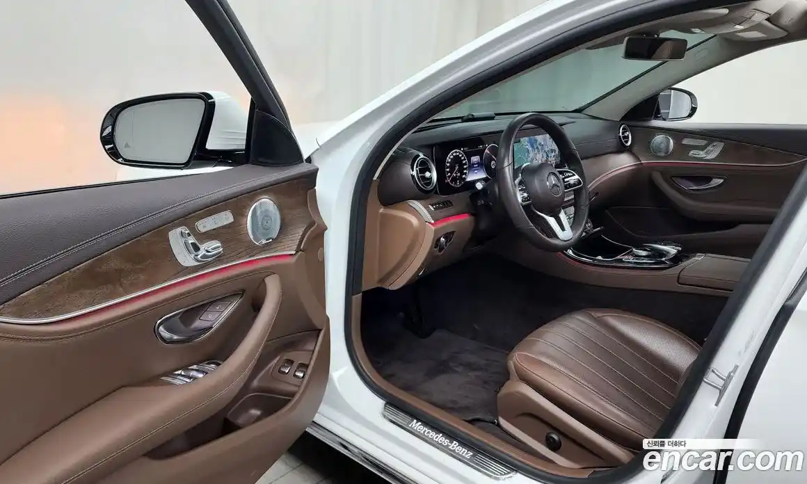 Mercedes-Benz E-Class 2020 2.0 Автомат в Москве № 177964, фото 5