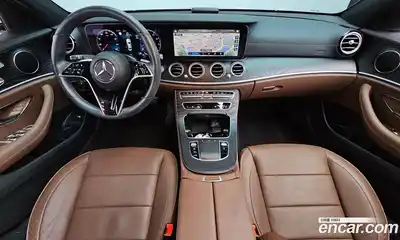 Mercedes-Benz E-Class 2023 2.0 Автомат в Москве № 178001, миниатюра 11