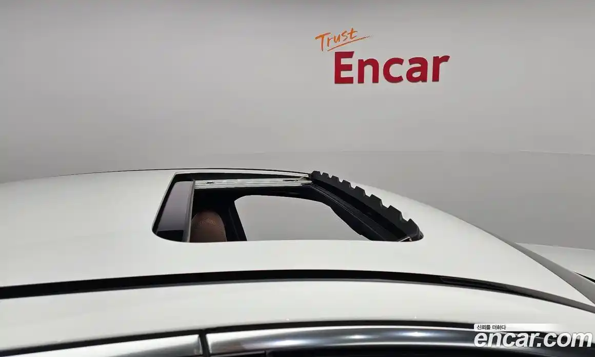 Mercedes-Benz E-Class 2023 2.0 Автомат в Москве № 178001, фото 17