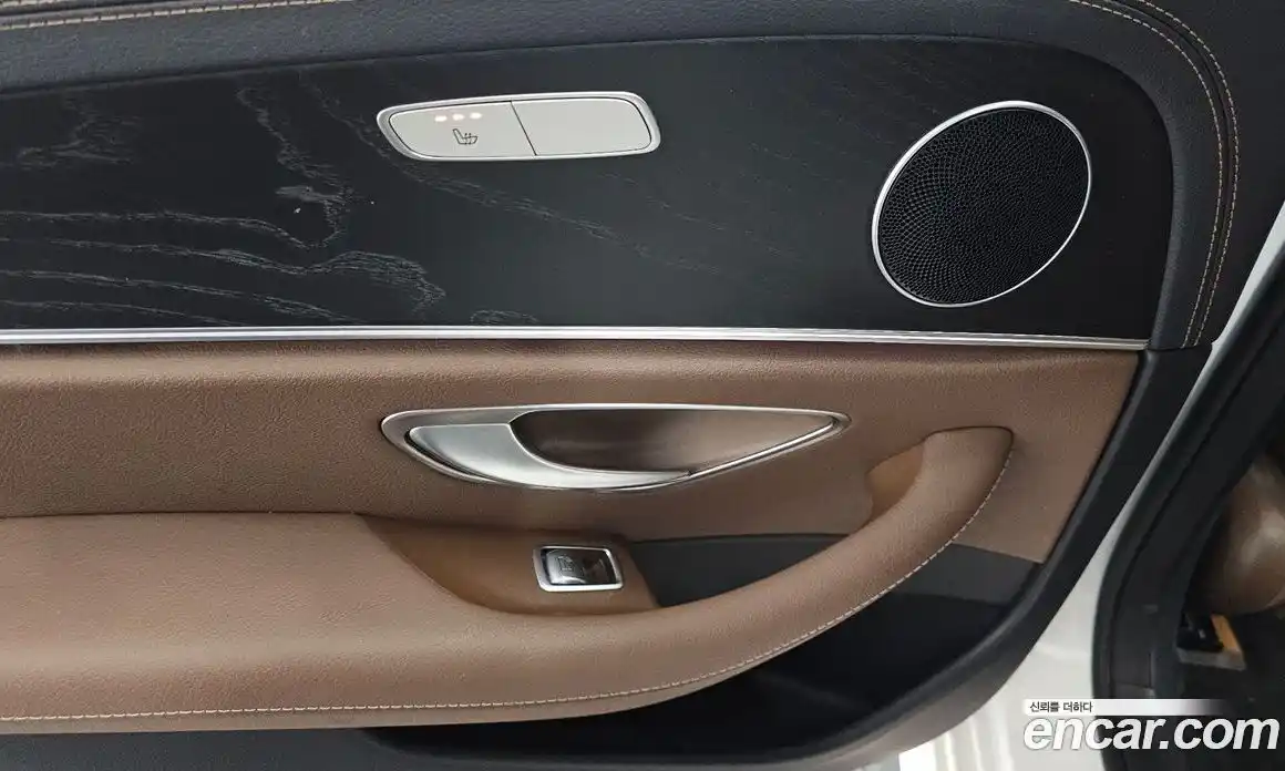 Mercedes-Benz E-Class 2023 2.0 Автомат в Москве № 178001, фото 18