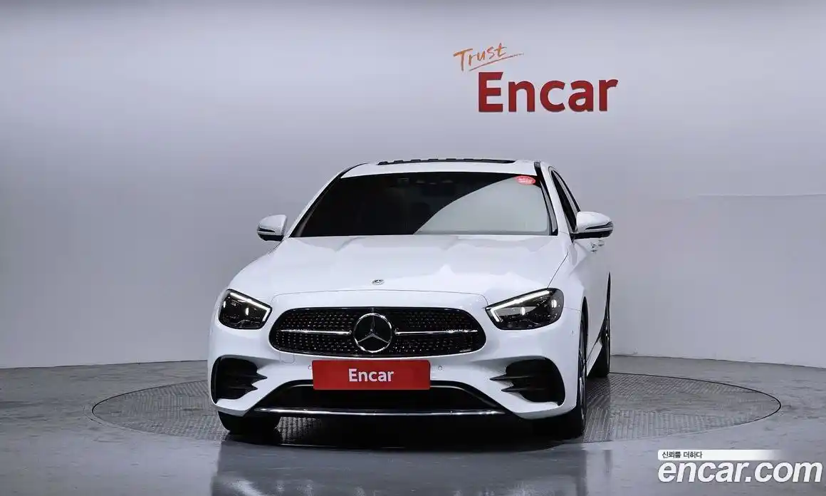 Mercedes-Benz E-Class 2023 2.0 Автомат в Москве № 178001, фото 4