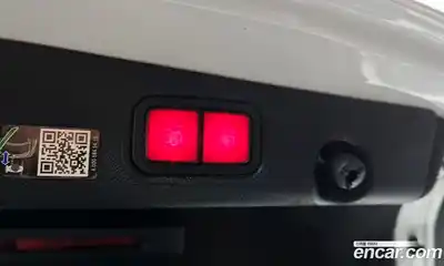 Mercedes-Benz E-Class 2023 2.0 Автомат в Москве № 178001, миниатюра 5