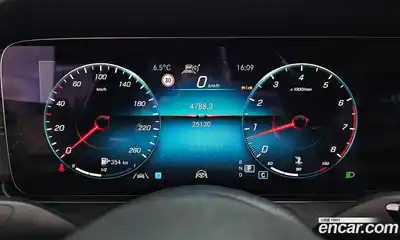 Mercedes-Benz E-Class 2023 2.0 Автомат в Москве № 178001, миниатюра 7