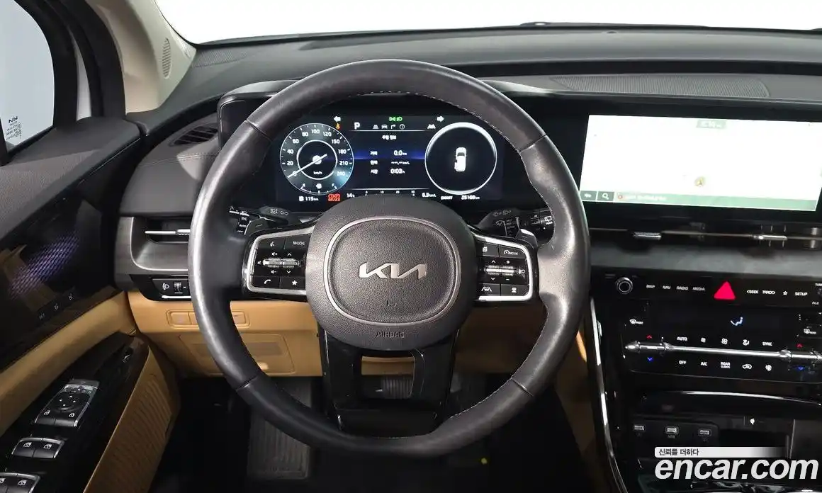 Kia Canival 2023 3.5 Автомат в Москве № 17811, фото 4