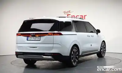 Kia Canival 2023 3.5 Автомат в Москве № 17811, миниатюра 8