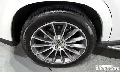 Mercedes-Benz GLE-Class 2023 3.0 Автомат в Москве № 179567, миниатюра 2