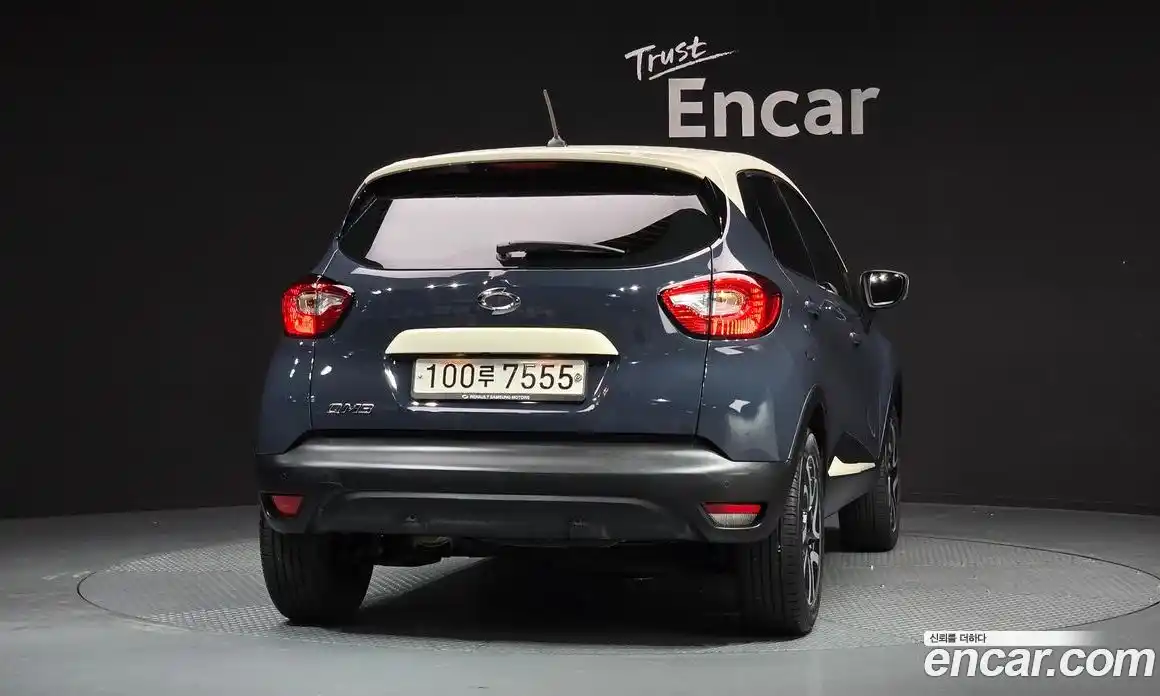 Renault QM3 2015 1.5 Автомат в Москве № 181678, фото 4