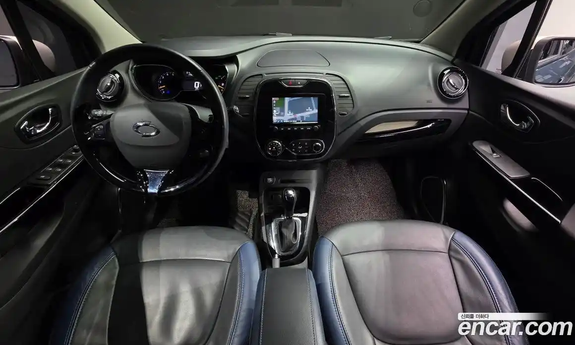 Renault QM3 2015 1.5 Автомат в Москве № 181678, фото 7