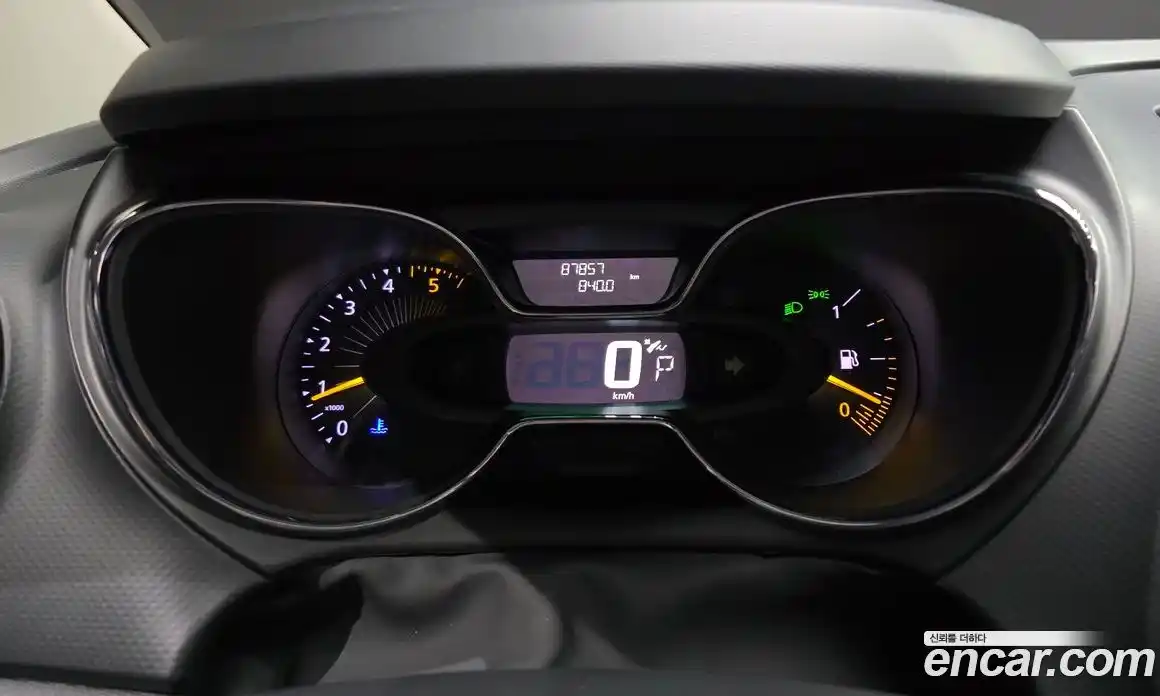 Renault QM3 2015 1.5 Автомат в Москве № 181678, фото 8