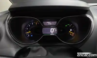 Renault QM3 2015 1.5 Автомат в Москве № 181678, миниатюра 8