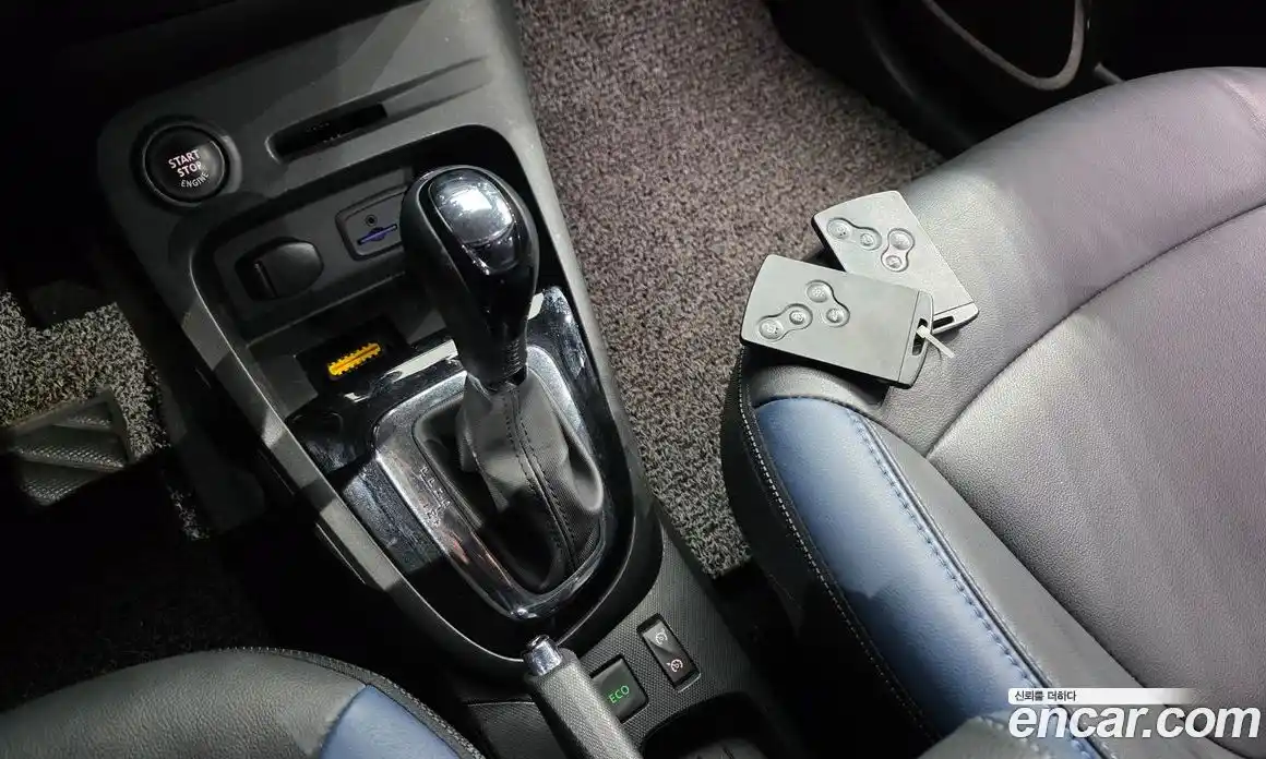 Renault QM3 2015 1.5 Автомат в Москве № 181678, фото 9