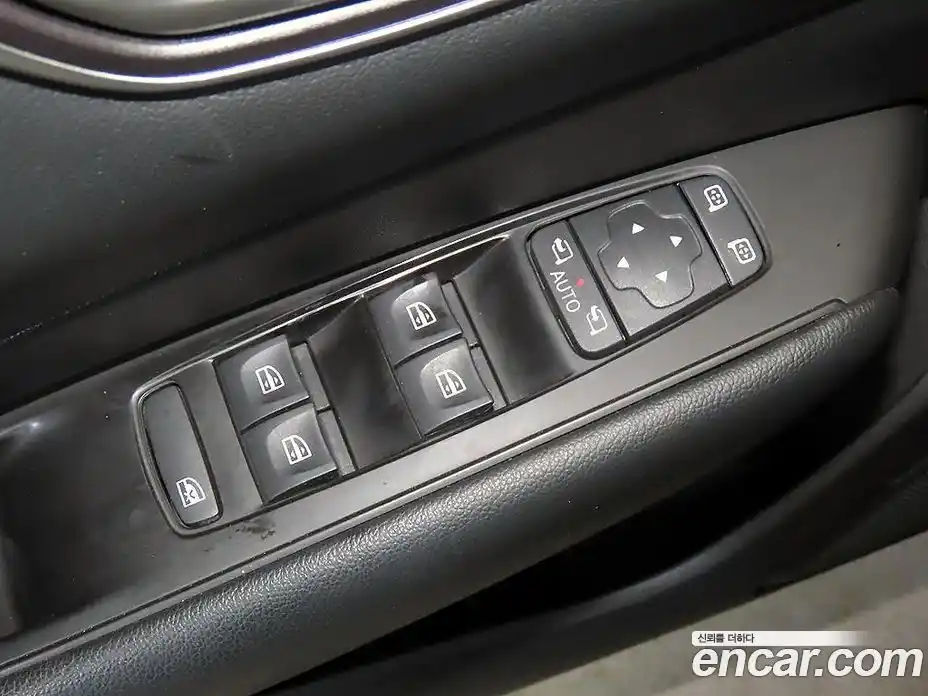 Renault SM6 2019 2.0 Автомат в Москве № 185484, фото 14