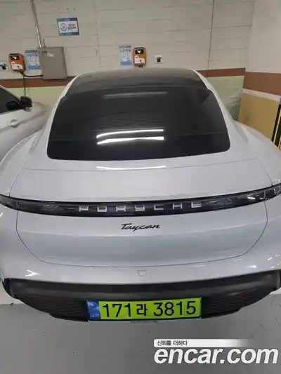Porsche Taycan 2023 Автомат в Москве № 185791, миниатюра 5