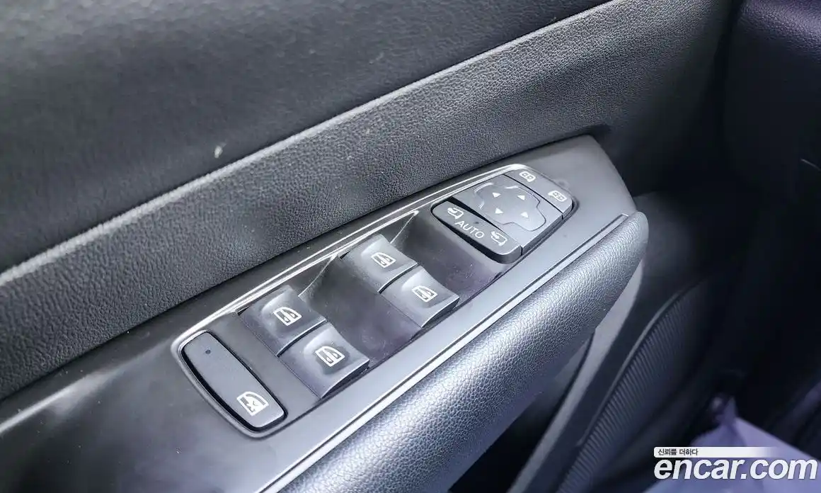 Renault SM6 2017 2.0 Автомат в Москве № 186138, фото 12