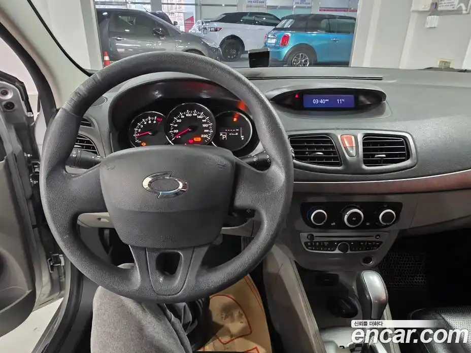 Renault SM3 2011 1.6 Автомат в Москве № 186427, фото 13