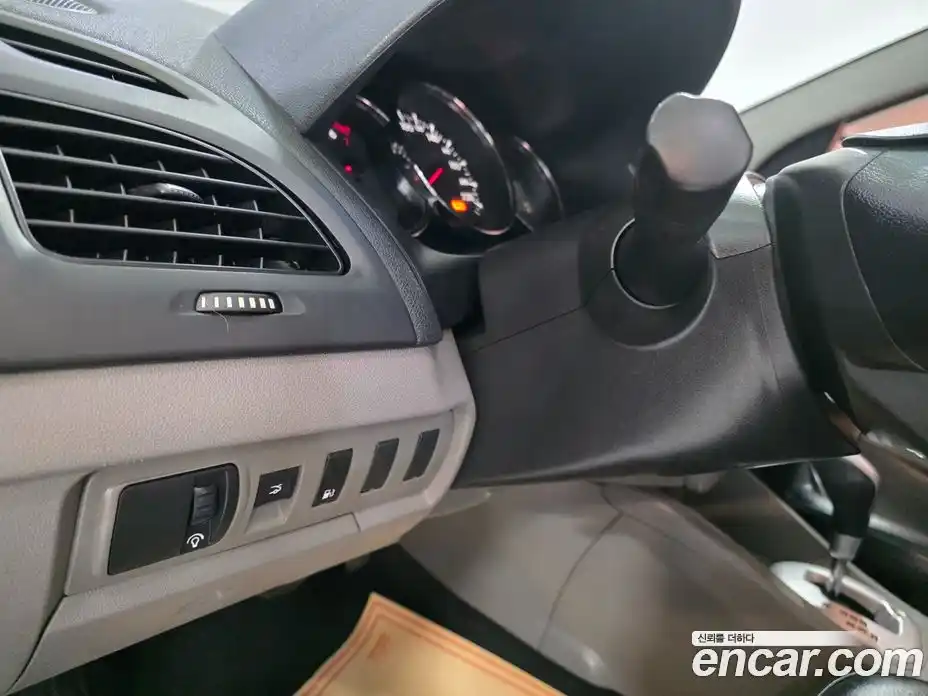 Renault SM3 2011 1.6 Автомат в Москве № 186427, фото 10