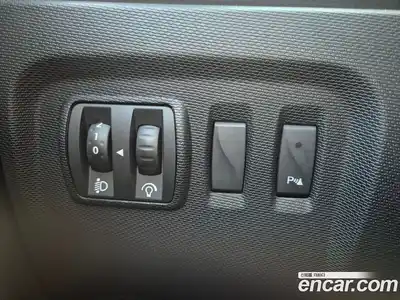 Renault QM3 2015 1.5 Автомат в Москве № 186687, миниатюра 12