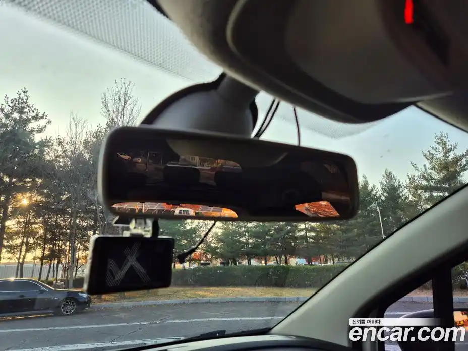 Renault QM3 2015 1.5 Автомат в Москве № 186687, фото 13