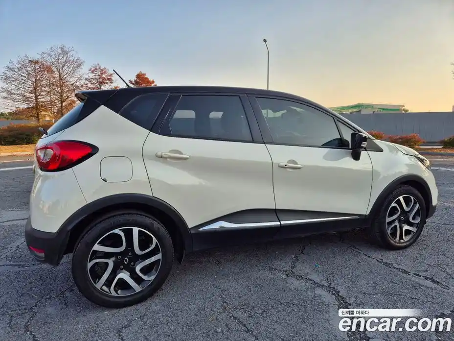 Renault QM3 2015 1.5 Автомат в Москве № 186687, фото 5