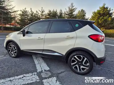 Renault QM3 2015 1.5 Автомат в Москве № 186687, миниатюра 6