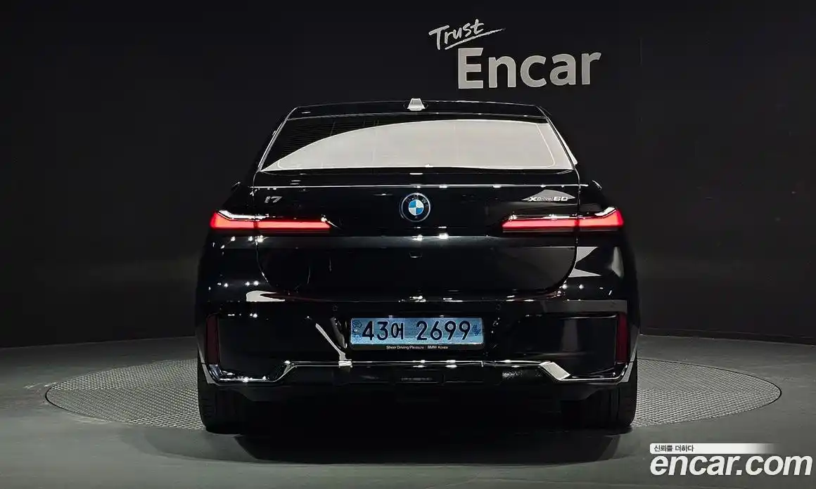 BMW i7 2023 0.3 Автомат в Москве № 189842, фото 3