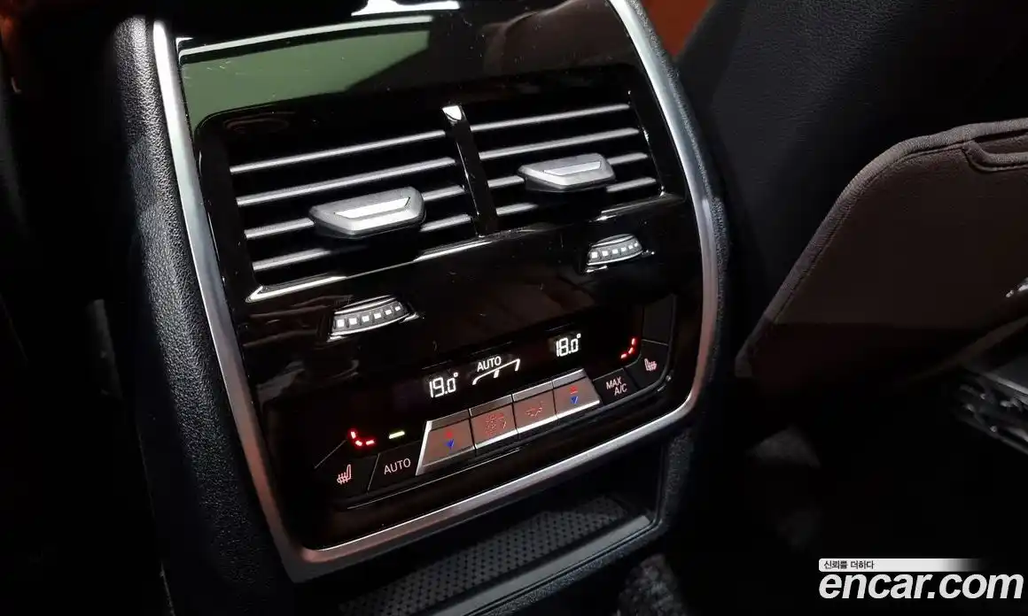 BMW X6 2023 4.4 Автомат в Москве № 191812, фото 11