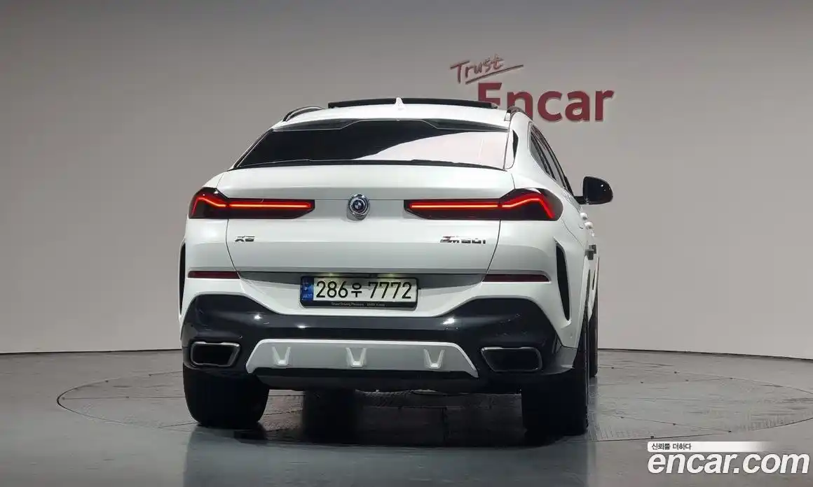 BMW X6 2023 4.4 Автомат в Москве № 191812, фото 18