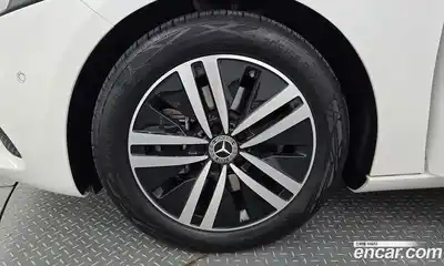 Mercedes-Benz A-Class 2023 2.0 Автомат в Москве № 193860, миниатюра 5