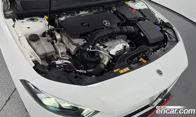 Mercedes-Benz A-Class 2023 2.0 Автомат в Москве № 193860, миниатюра 6