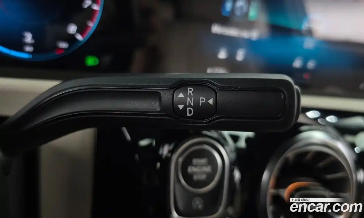 Mercedes-Benz A-Class 2023 2.0 Автомат в Москве № 193860, фото 9