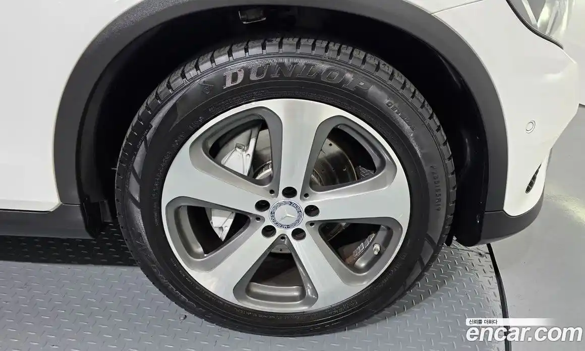 Mercedes-Benz GLC-Class 2016 2.1 Автомат в Москве № 194804, фото 18