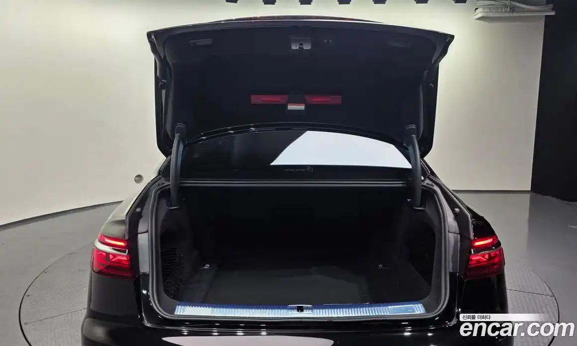 Audi A8 2022 3.0 Автомат в Москве № 196161, фото 18