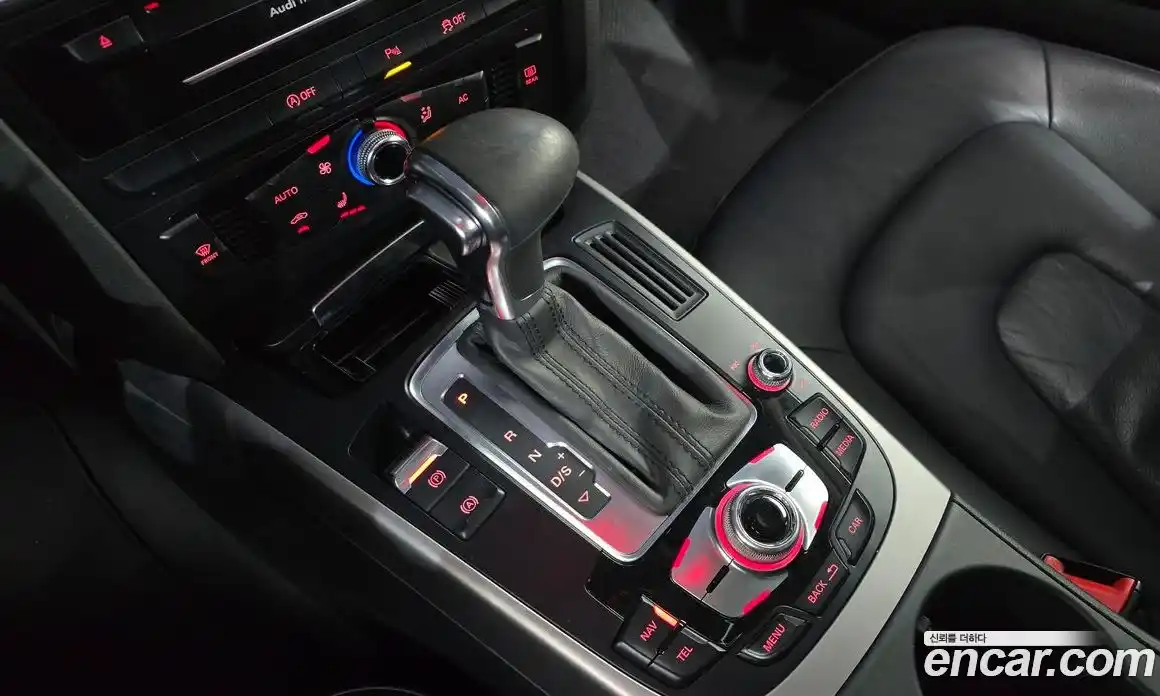 Audi A4 2013 2.0 Автомат в Москве № 196376, фото 12