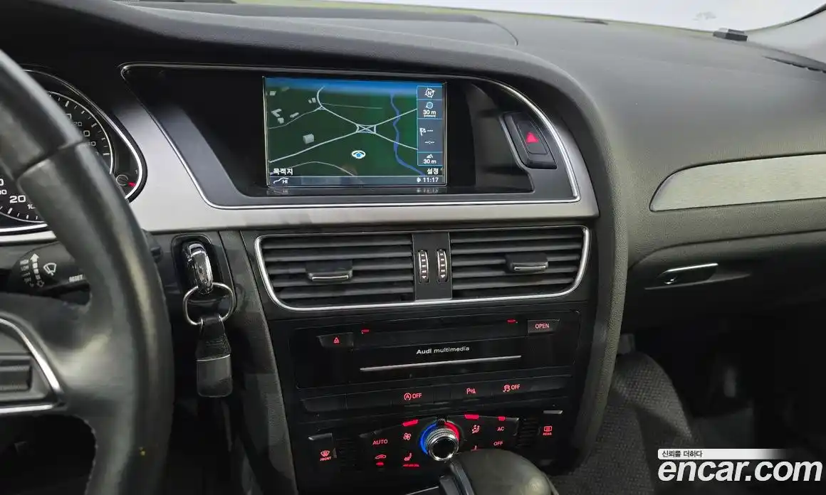 Audi A4 2013 2.0 Автомат в Москве № 196376, фото 16