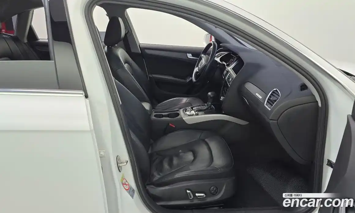 Audi A4 2013 2.0 Автомат в Москве № 196376, фото 18