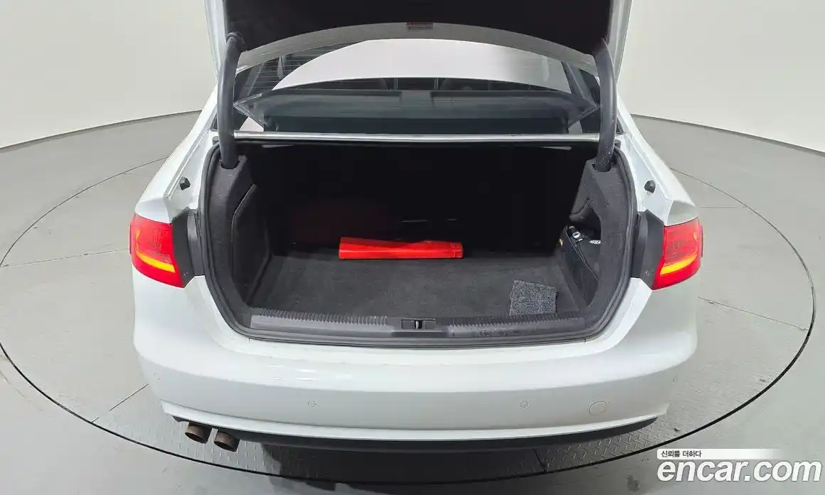 Audi A4 2013 2.0 Автомат в Москве № 196376, фото 4