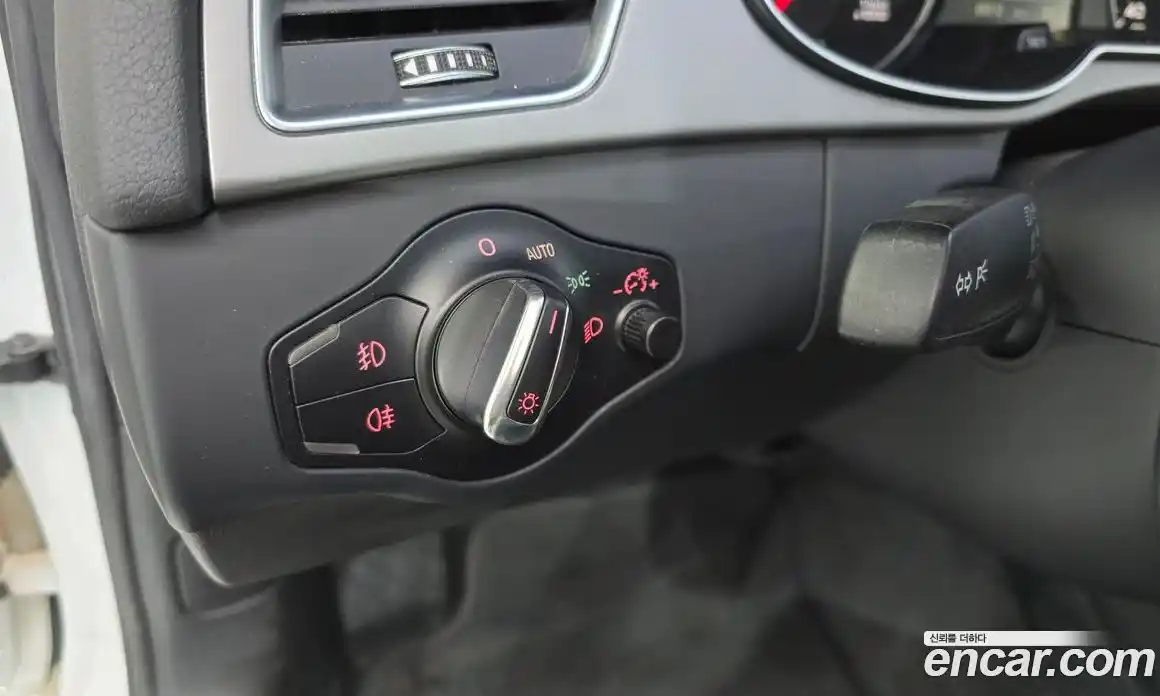 Audi A4 2013 2.0 Автомат в Москве № 196376, фото 8