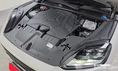 Porsche Cayenne, 2024